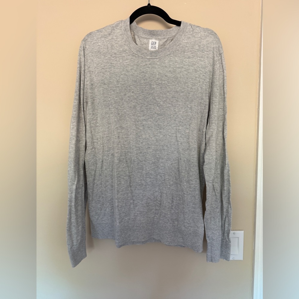GAP Gray Long Sleeve Sweater Soft Knit Casual